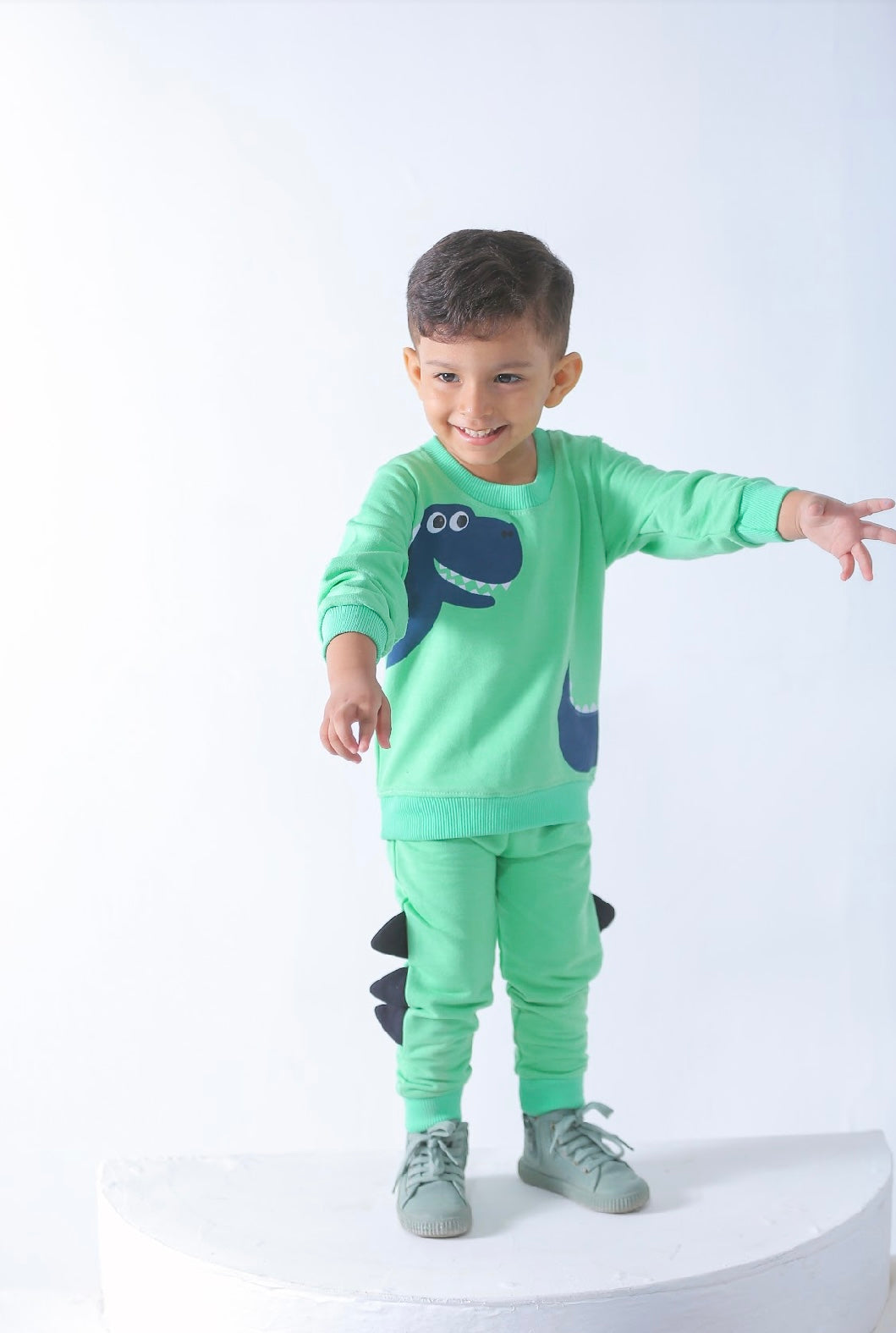 Sweatshirt Trousers Set - Dino World in Green