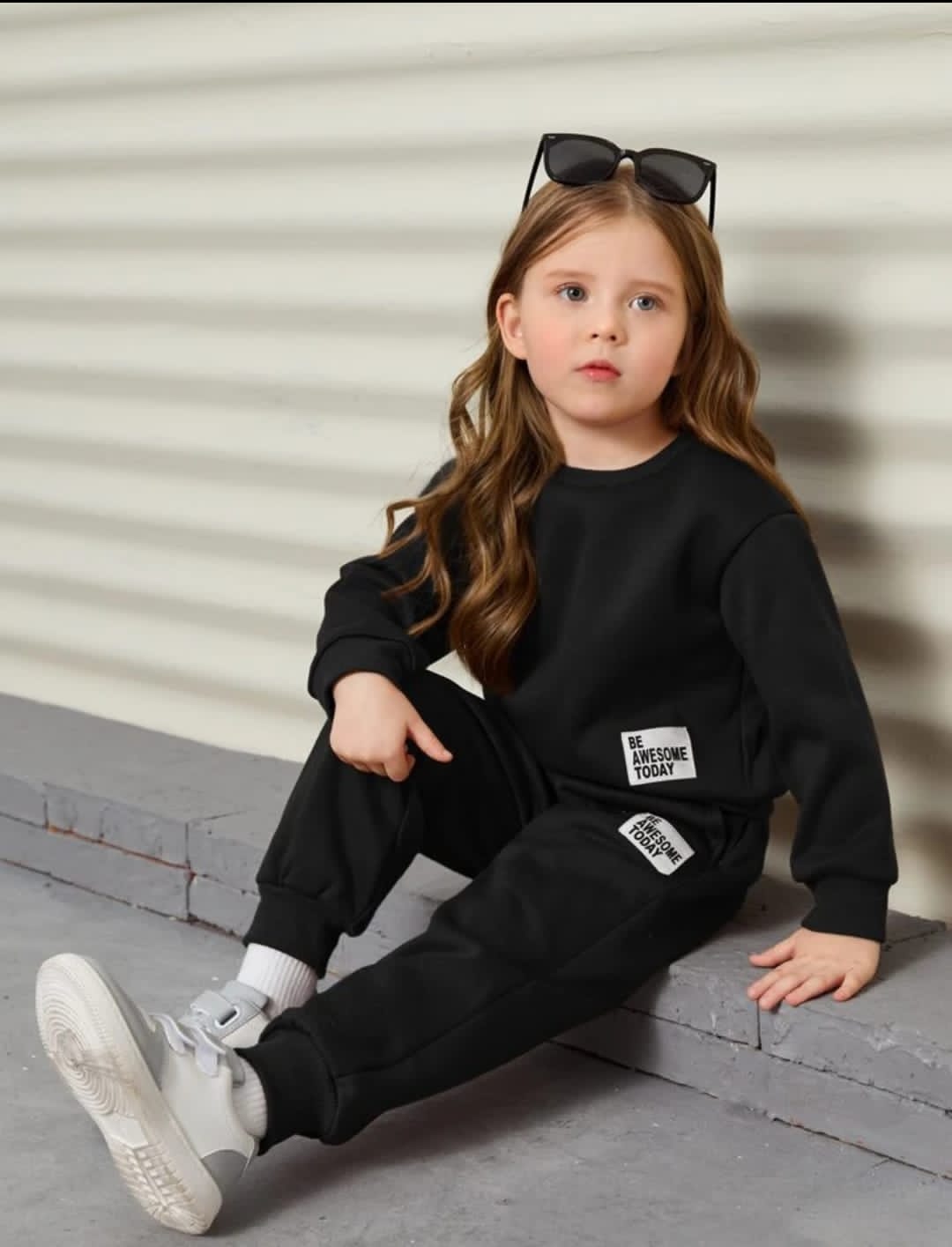 Plush-Round Neck - Black Basic Fleece Sweat Set
