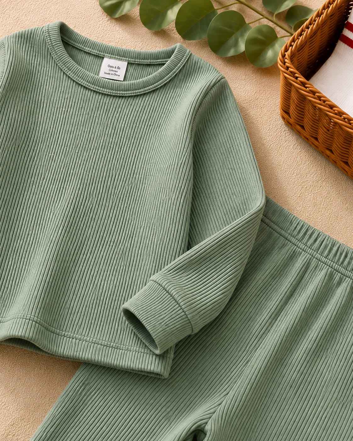 Plush Round Neck Style Ribbed Knit Sweat Set - Green