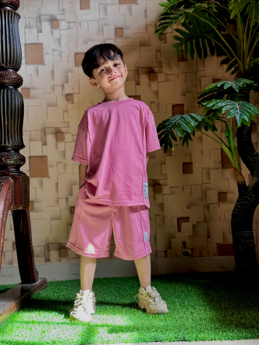 Nifty Basics GIRLS T-Shirt and Shorts Set (Find Your Way) – Pink