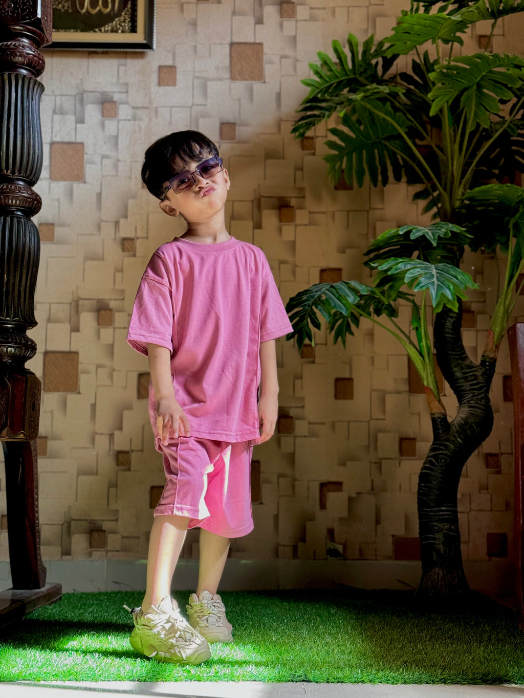 Nifty Basics GIRLS T-Shirt and Shorts Set (Find Your Way) – Pink